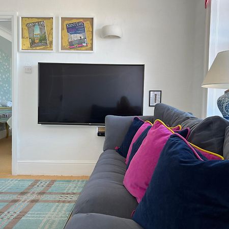 Broadstairs Beach Holiday Apartments - Direct Accessibility To Kingsgate Bay - With A Parking Space Exterior photo